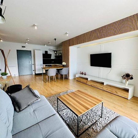 Kharisma Apartment-Free Parking-Ultracentral Cluj-Napoca Exteriör bild