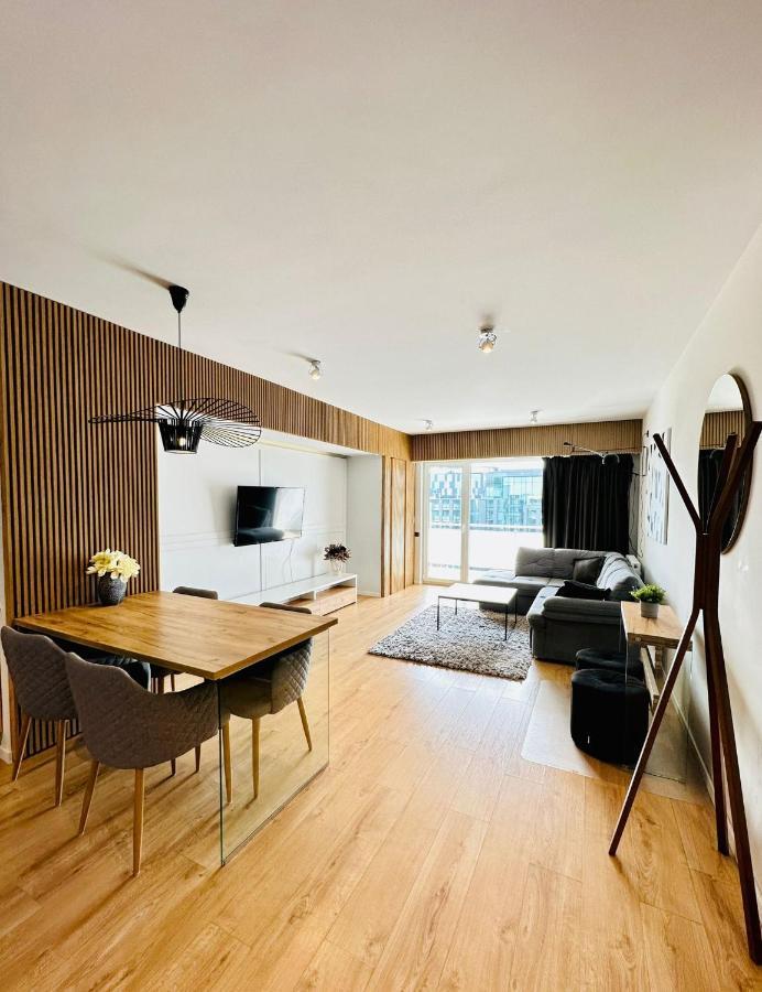 Kharisma Apartment-Free Parking-Ultracentral Cluj-Napoca Exteriör bild